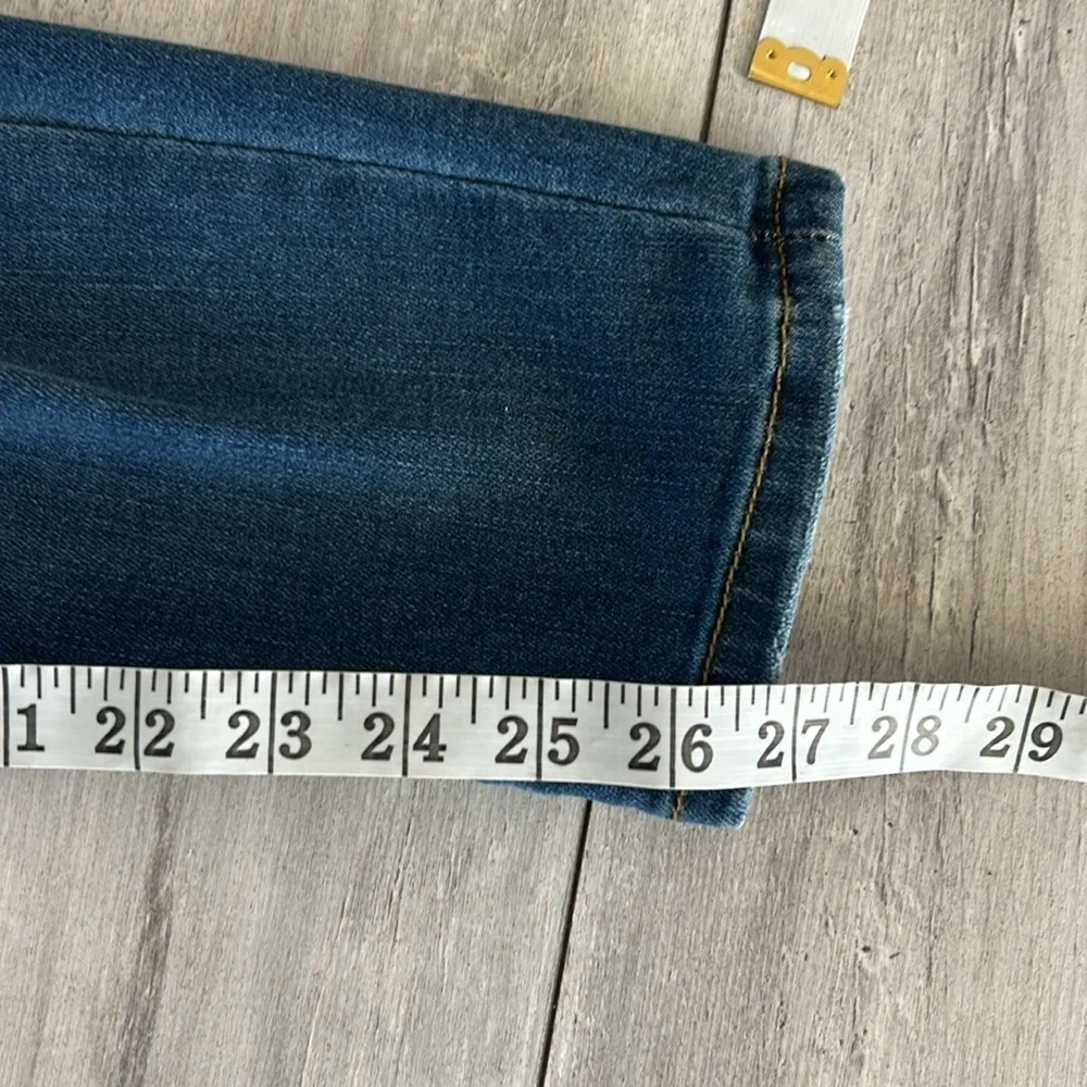 Judy Blue Relaxed fit jeans size 29